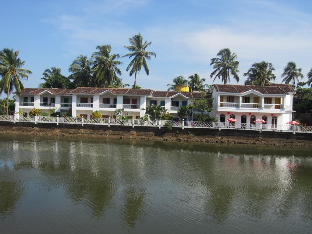 Hotel Riverside Baga Luaran gambar