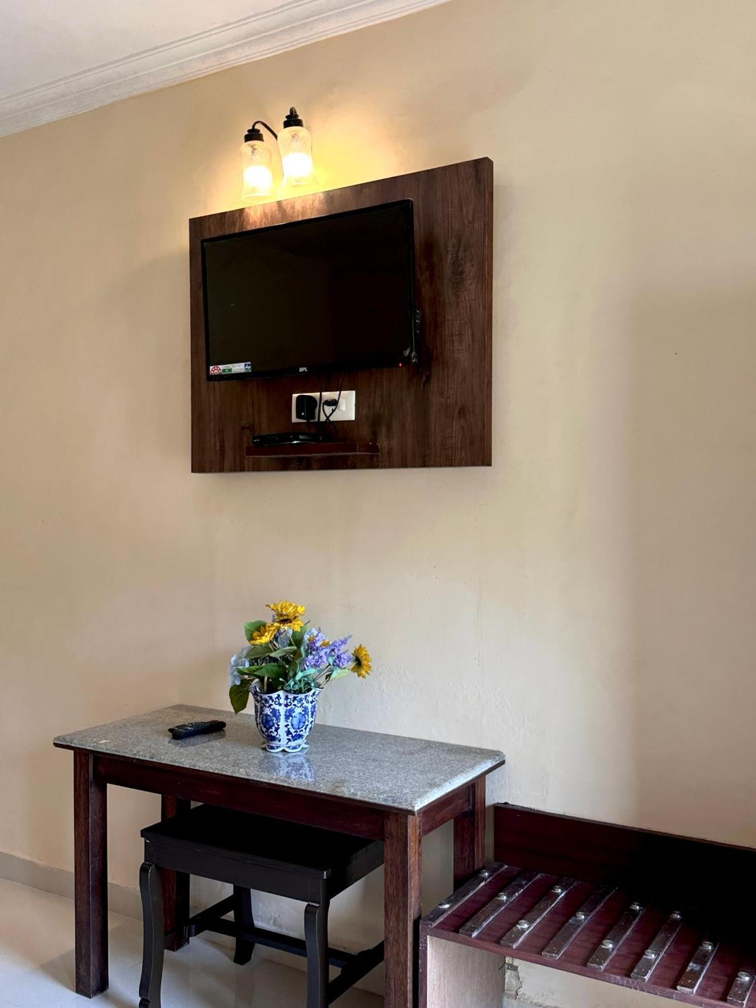 Hotel Riverside Baga Bilik gambar