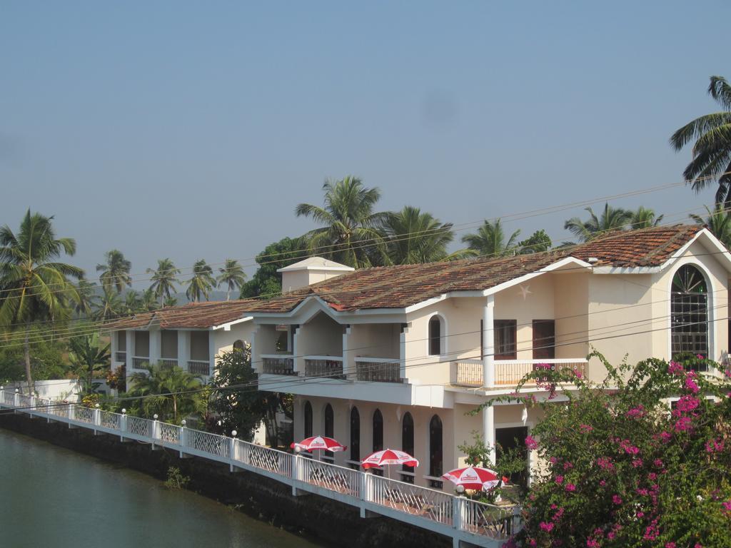 Hotel Riverside Baga Luaran gambar
