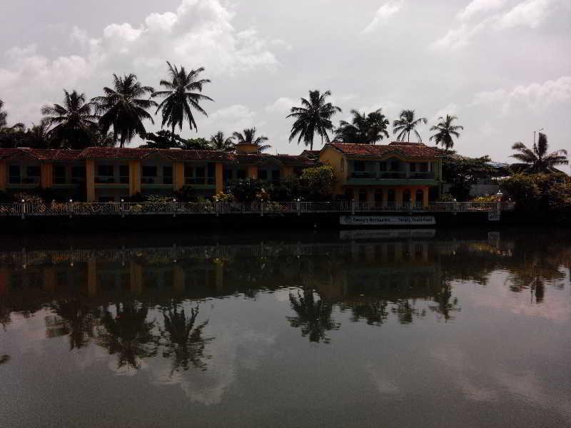 Hotel Riverside Baga Luaran gambar