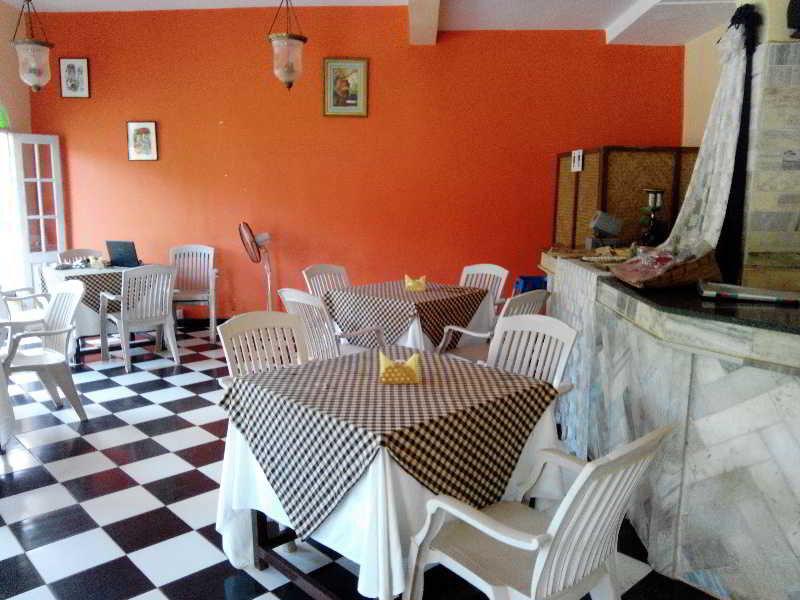 Hotel Riverside Baga Luaran gambar