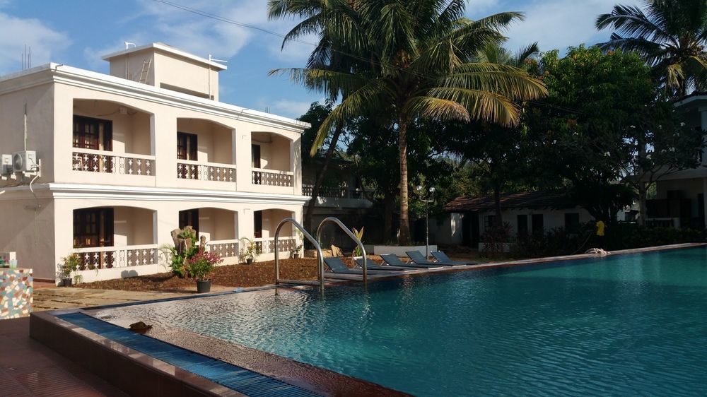 Hotel Riverside Baga Luaran gambar
